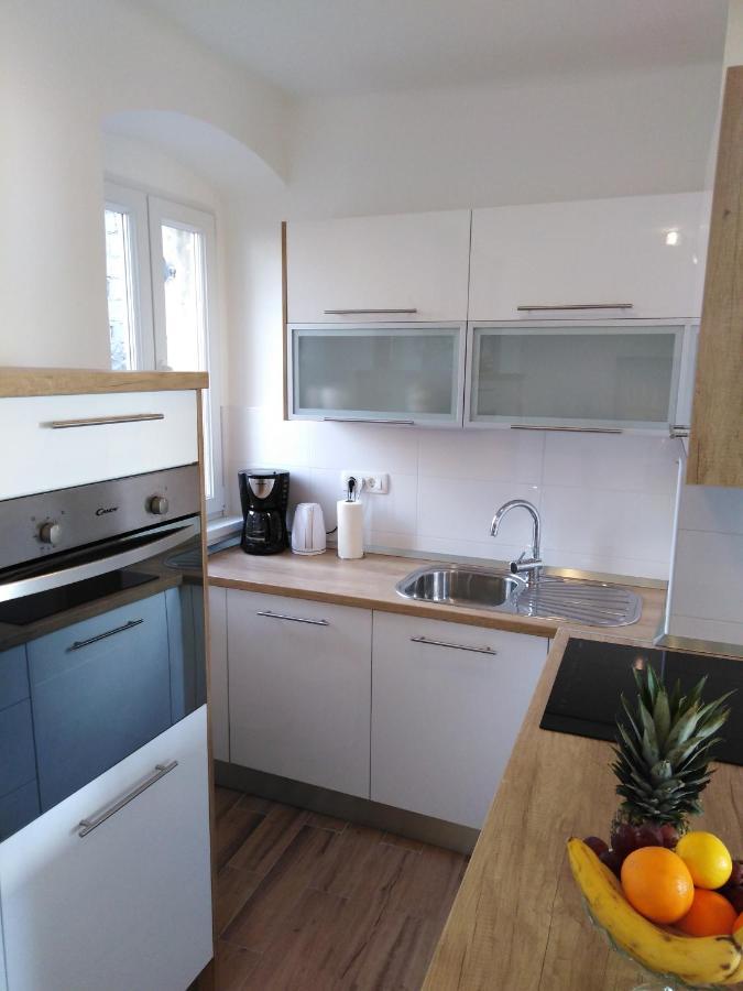 Nina Riva Apartment