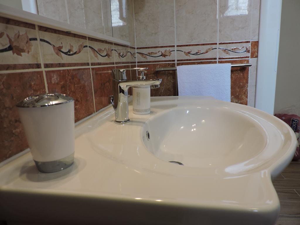 Apartment Nina Riva Kastela